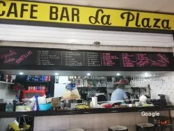 CAFE BAR LA PLAZA, restaurant a Castro-Urdiales