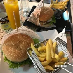 Canary Burguer, restaurant a Frontera