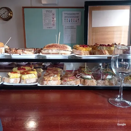 Foto de Bar Txomin
