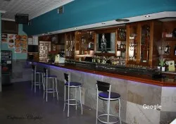 Chaplin PUB Y Cafetería, ristorante a Caminomorisco