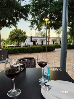 RESTAURANTE LA PISCINA, ristorante a Malpartida de Plasencia