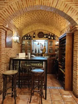 Restaurante Meson La Vina, restaurant in Valdepeñas
