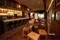 O Refuxio Merza, ristorante a Vila de Cruces