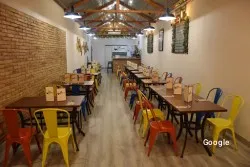 Kasarap Filipino Kitchen, restaurant a Barcelona
