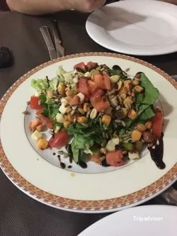 La Esenzia, España, restaurant in Zaragoza