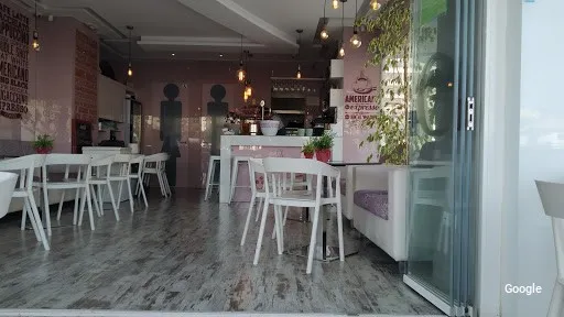 Foto de SEVEN CAFE LOUNGE