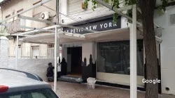 Le Petit New York, restaurante en Elda
