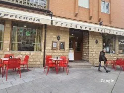 Pizzeria La Competencia, restaurant in León