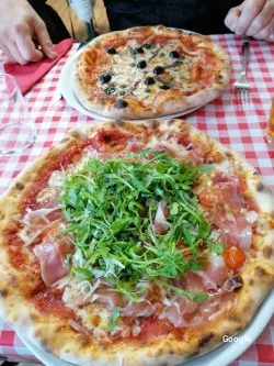 Restaurante Unica Pizza Y Comidas - Tarragona