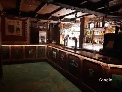 La Cueva de la Cerveza, restaurant a Cacabelos
