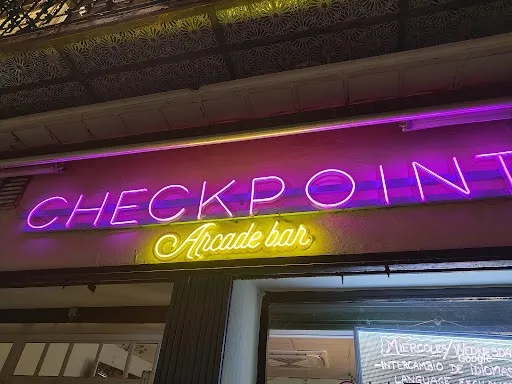 Foto de Checkpoint Arcade Bar