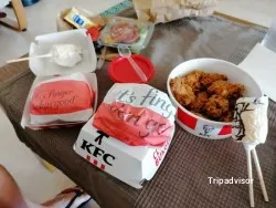 Restaurante KFC Gines Plaza - Gines