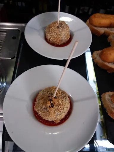 Foto de Taberna Las Traseras