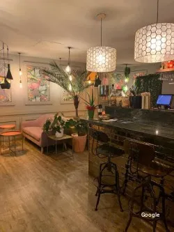 Iguazú Lounge, restaurant a San Bartolomé de Tirajana