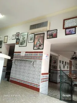 Juanito, ristorante a El Castillo de las Guardas