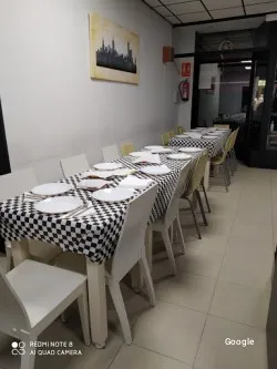 13 Cafe Bar, restaurant a Cuntis