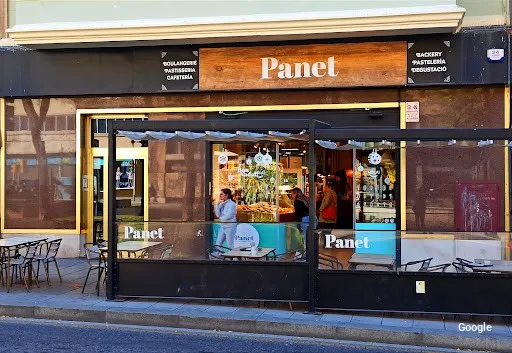Photo by Panet