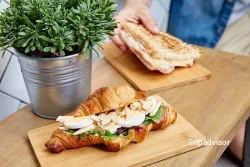 Pans & Company - Ruta de la plata, restaurante en Cáceres