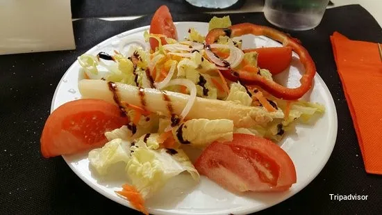 Photo by Pizzeria Kiros