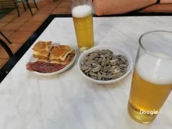 Restaurante Bar 'La Familia' - Cervecería - Cuenca