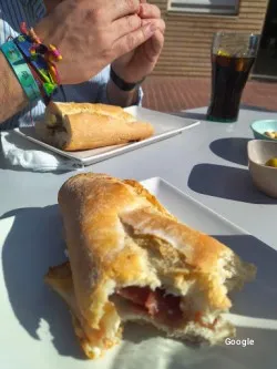 Bar Punt d'Amics, restaurant a Museros