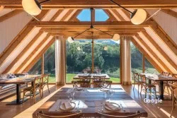 Vermont Restaurant & Lounge, restaurant a Naut Aran