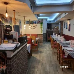 Trattoria Pizzeria Noi Del Sud, restaurant in Fuenlabrada