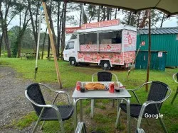 Food truck A fartar Quintana, restaurant a Valdés