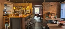 Casa Do Arxentino, restaurant in Oleiros