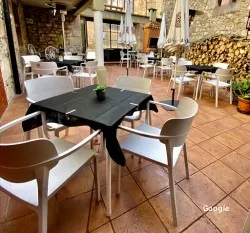 Casa Victoria, restaurant in Arenas de Iguña