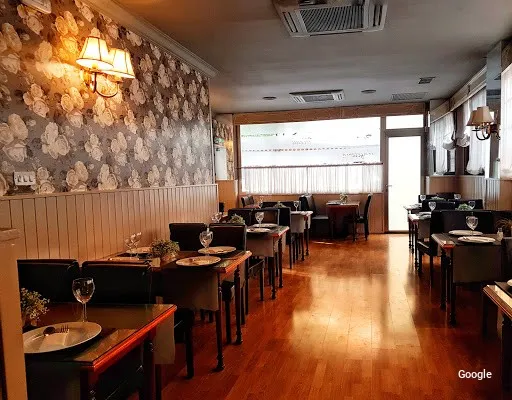 Photo by Restaurante Dover
