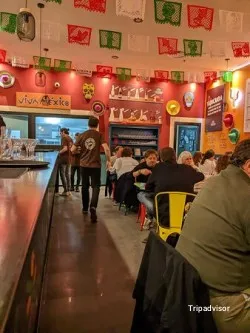 SuperTaco - C.C. Serrallo Plaza, restaurant in Granada