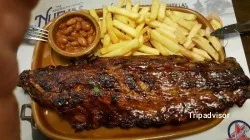 Restaurante Foster's Hollywood - Valle Real - Camargo