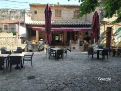 Plaça Cartoixa Cafeteria Ca'n Molinas (Antic Bar Es Til·lers), restaurant a Valldemossa