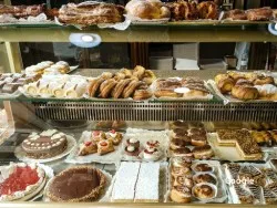 Restaurante Cupcake Salōn - Cee
