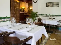 Restaurante La Violeta Hotel & Restaurant - Castellterçol