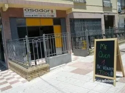 Restaurante Mister Pollo - Cabra