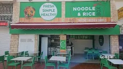 Noodle box & rice, restaurante en Arona
