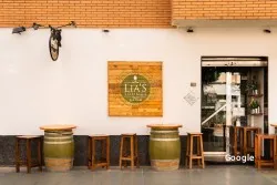 Lia ' S Lounge Bar Café, restaurant in El Ejido