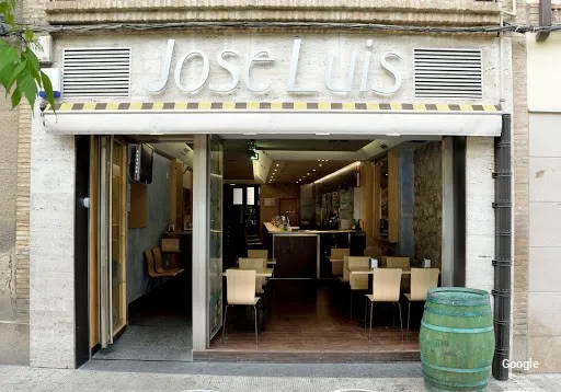 Photo by José Luis