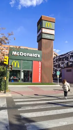 Restaurante McDonald's - Almozara - Zaragoza