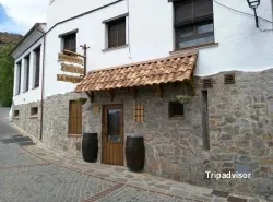 Cueva de la Higuera, ristorante a Alpandeire