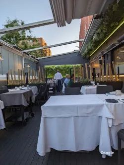 La terraza de Alba, restaurant in Tres Cantos