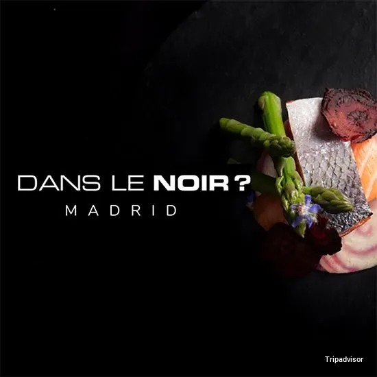 Photo by Dans Le Noir