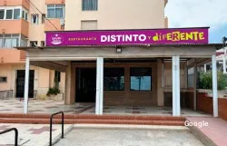 RESTAURANTE DISTINTO Y DIFERENTE, restaurant in Vélez-Málaga