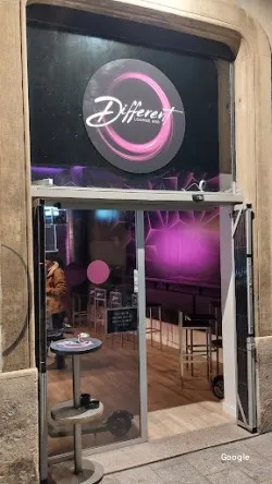 Restaurante Is Different - Sabadell