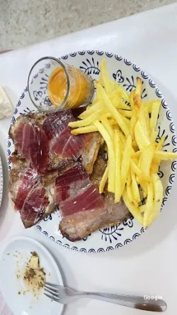 La Gloriosa (Peña Sevillista), restaurant a El Coronil
