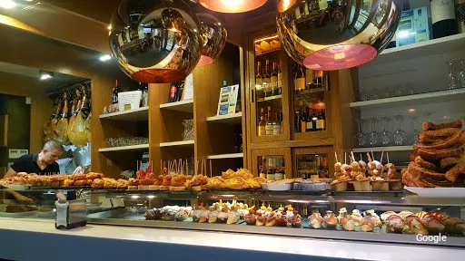 Photo by Bar La Fontana