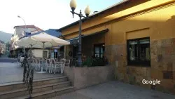 Bar O Cuatro, restaurant a A Rúa