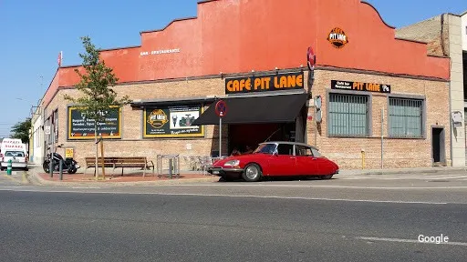Foto de Cafe Pit Lane